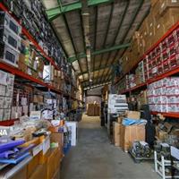 تأکید رئیس دادگستری استان مرکزی بر تسریع در تعیین تکلیف نهایی کالاهای بلاتکلیف