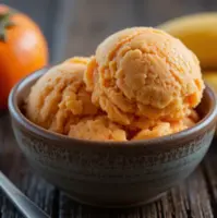 طرز تهیه بستنی ایتالیایی با خرمالو و موز