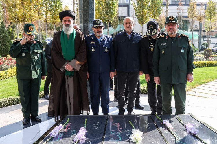 عکس/ نشست شورای راهبردی وزارت دفاع و پشتیبانی نیروهای مسلح با حضور رئیس‌جمهور