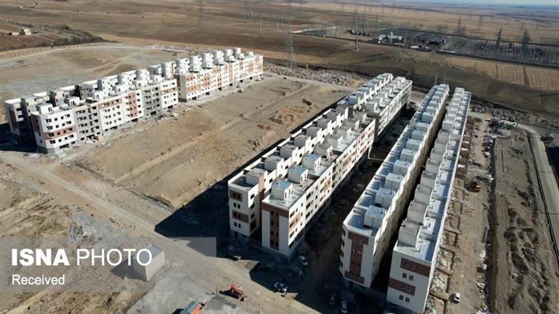 ساماندهی ۱۰ هزار و ۲۶۰ نفر متقاضی مسکن جوانی جمعیت و تکواریزی در شهر زنجان