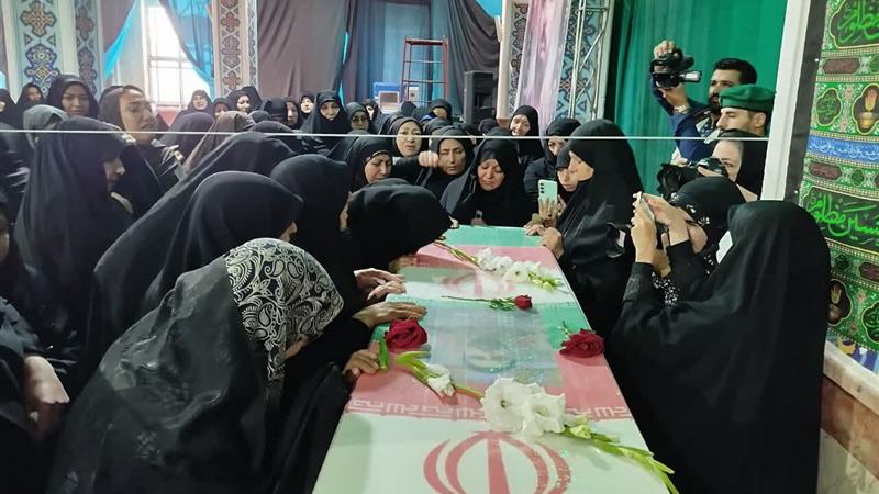 مادر شهید «ابوالفضل کریمی کهکی» در قم تشییع و به خاک سپرده شد