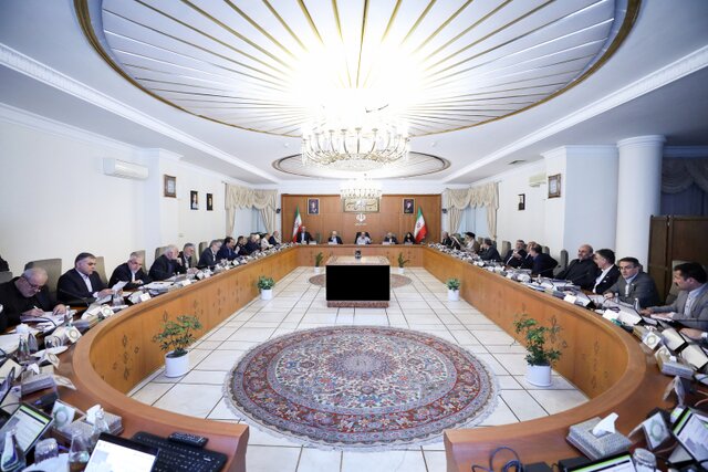 رئیسجمهور: اگر مصرف تولیدات داخلی بهینه نشود، خودروسازان اجازه ادامه تولید نخواهند داشت