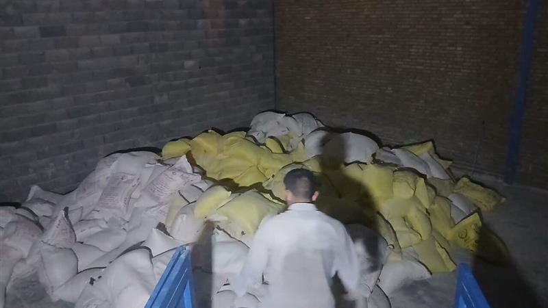 کشف ۱۹ تُن نهاده مرغی قاچاق در ایلام