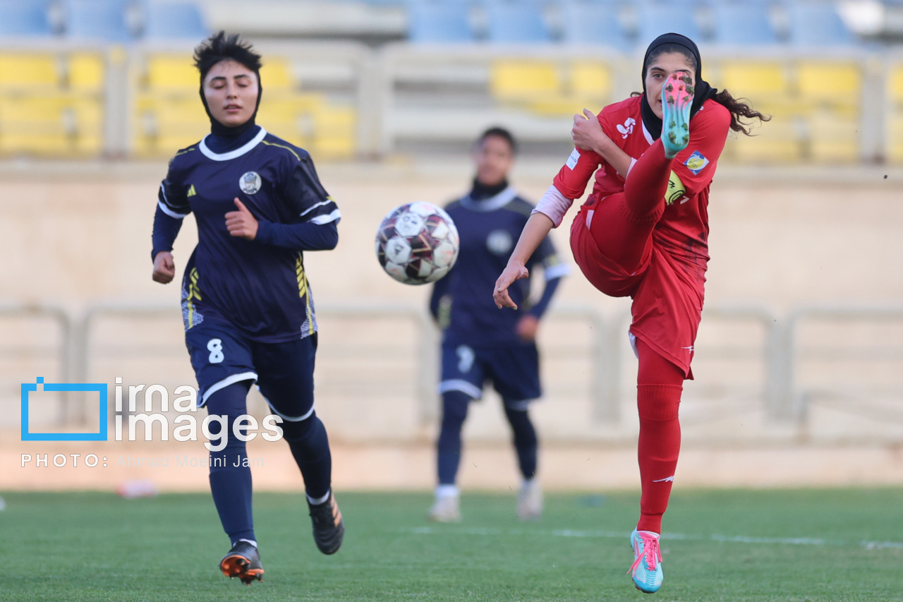 لیگ برتر فوتبال زنان؛ پرسپولیس و یاسام