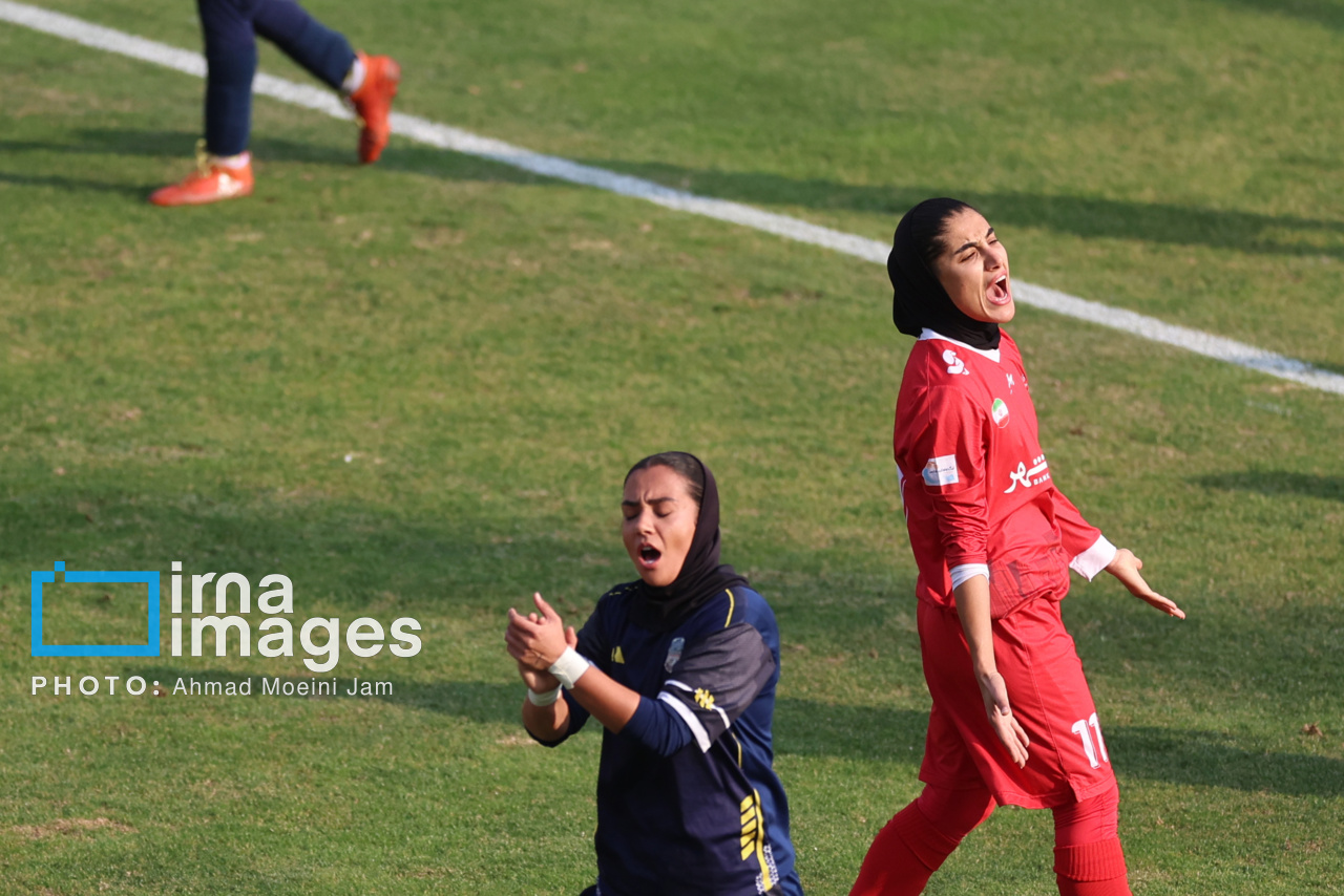 لیگ برتر فوتبال زنان؛ پرسپولیس و یاسام