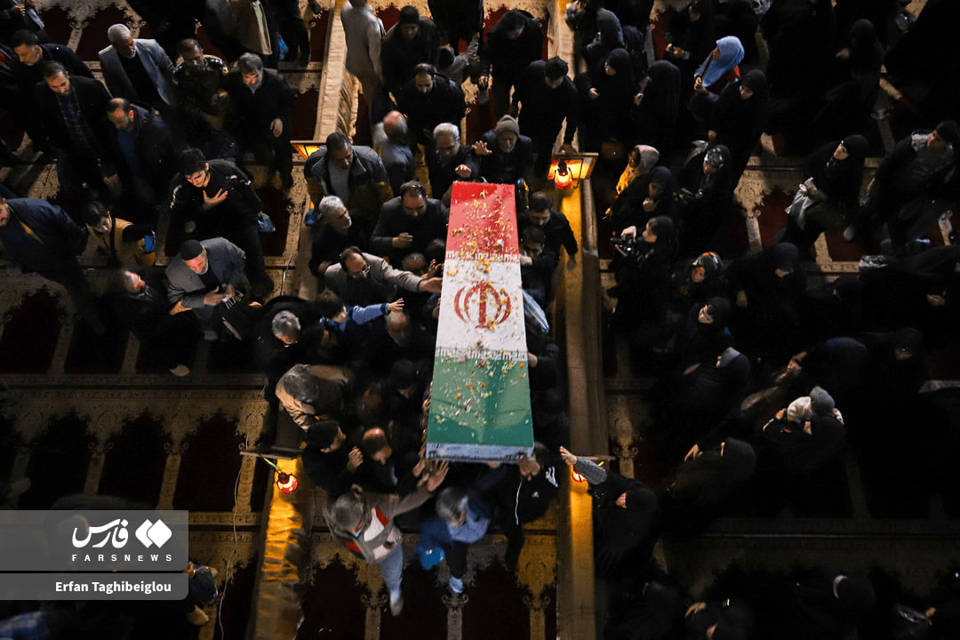 عکس/ استقبال زنجانی‌ها از دو شهید گمنام