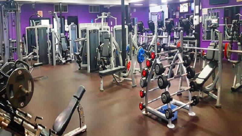 افزایش تخلفات بیمهای در مراکز زیبایی و باشگاههای ورزشی/ بازرسان آگاه باشند