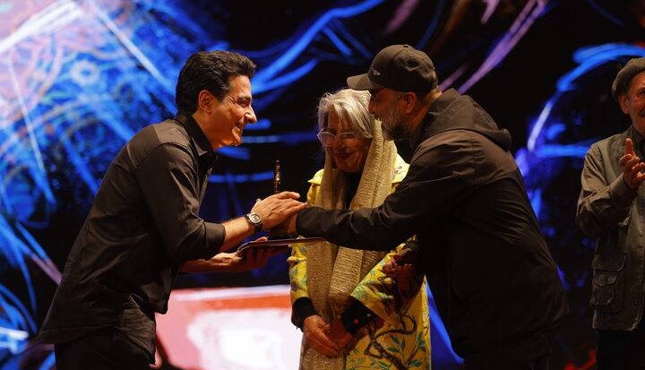 جشنواره ۲۵ به ایستگاه پایانی رسید؛ شفیعی کدکنی و شجریان تجلیل شدند