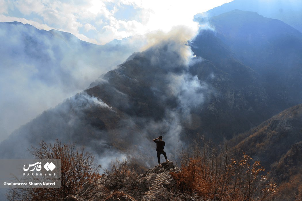 عکس/ آتشسوزی جنگلهای روستای الیت چالوس