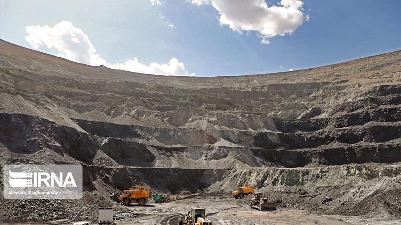 لزوم نظارت دقیق بر معادن یزد؛ ثروتی بیبازگشت در دل کویر