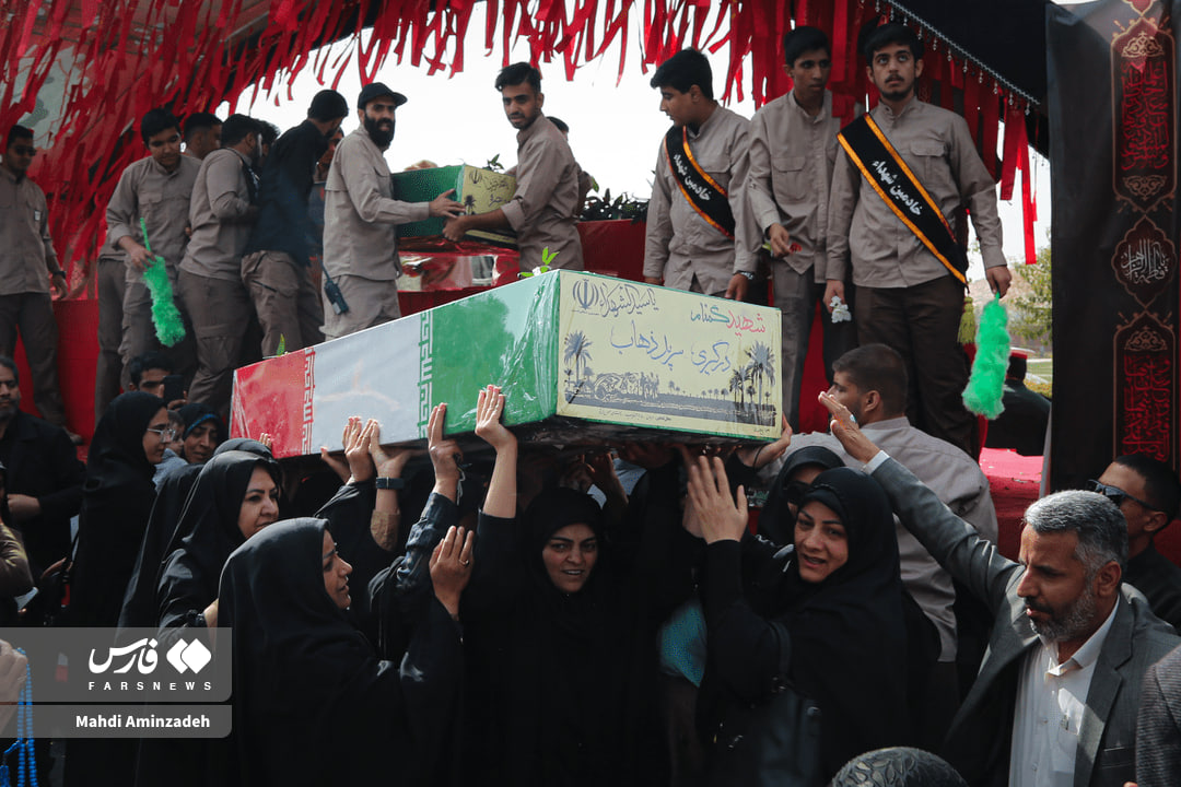 عکس/ استقبال از شهدای گمنام در کرمان