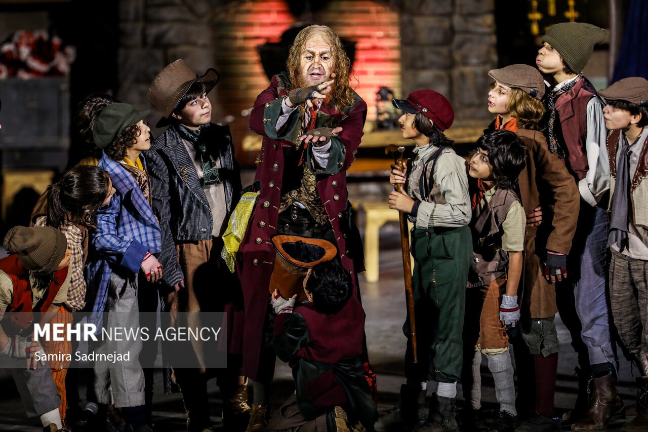 نمایش موزیکال «الیور توئیست»