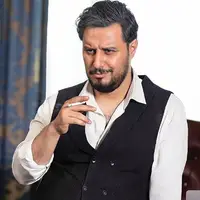 وقتی جواد عزتی بازیگر نابلد رو سرکار میزاره!