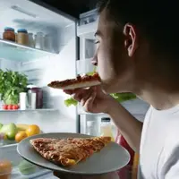 منوی سیاهوسفید میانوعدههای شبانه