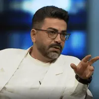 تیپ فرزاد حسنی یک شبه تغییر کرد!