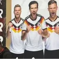 تبلیغات فدراسیون فوتبال آلمان با بازیکنان حذف‌شده!