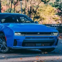 اولین رانندگی با دوج چارجر بنزینی ۲۰۲۶، ماسل کاری برای تمام فصول