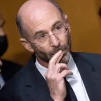 مذاکرهکننده سابق آمریکا: حمله به ایران نتیجه عکس خواهد داد