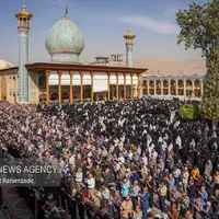 عکس/ اقامه نماز باران در حرم مطهر شاهچراغ(ع)