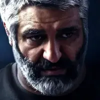 اظهارات وکیل پژمان جمشیدی در مورد پرونده: احضار نشد، خودش برگشت