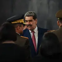 پالتیکو: کاخ سفید در حال بررسی انتقال مادورو به کشور ثالث است