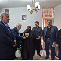 یاد وخاطر شهیدان و الگوهای مقاومت باید زنده بماند