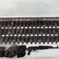 کشف ۹۰ کیلوگرم موادمخدر و سلاح جنگی در عملیات پلیس دلگان