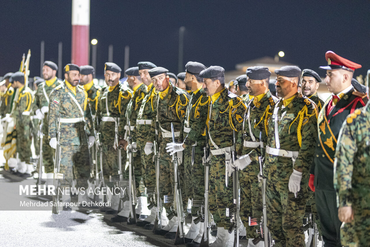 آیین استقبال از پیکر ۶ شهید گمنام دفاع مقدس در شهرکرد