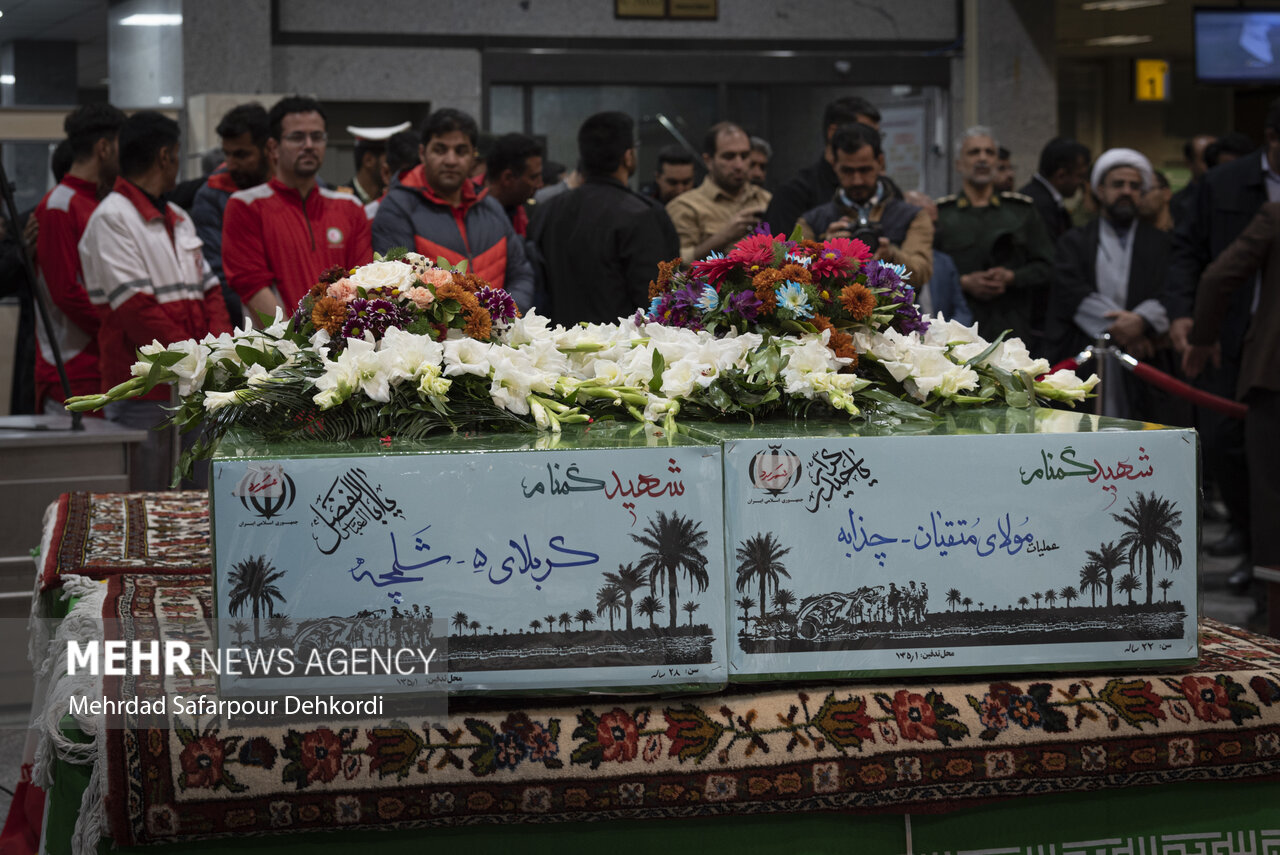 آیین استقبال از پیکر ۶ شهید گمنام دفاع مقدس در شهرکرد