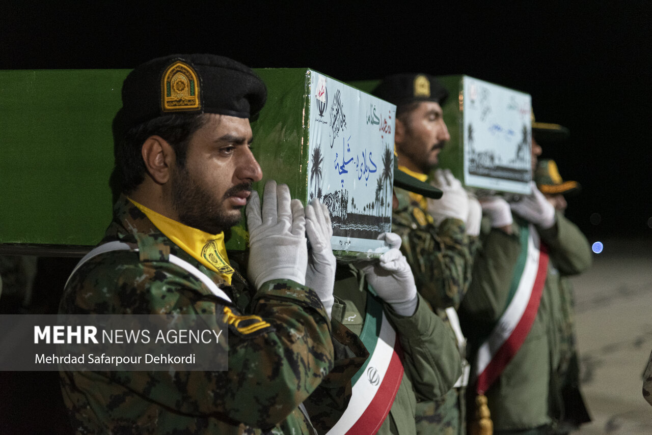 آیین استقبال از پیکر ۶ شهید گمنام دفاع مقدس در شهرکرد