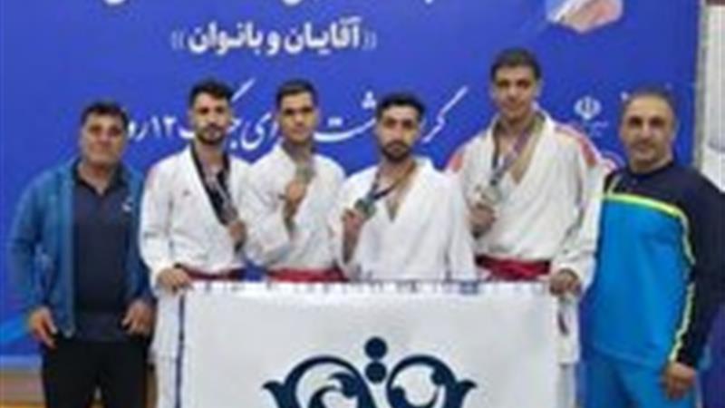 ۴ مدال رنگارنگ ره آورد رزمی کاران قمی از رقابتهای کاراته کارگران کشور