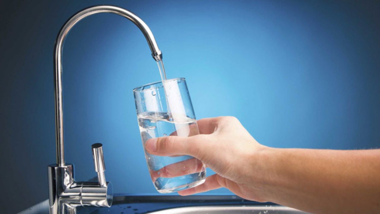 معاون وزیر کار: تهران به نقطهای می رسد که آب نیست