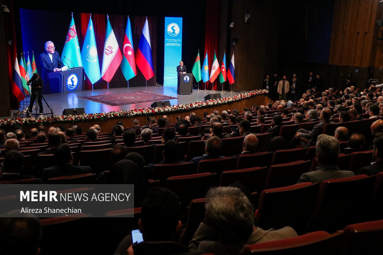 افتتاح اجلاسیه استانداران حاشیه دریای خزر در رشت