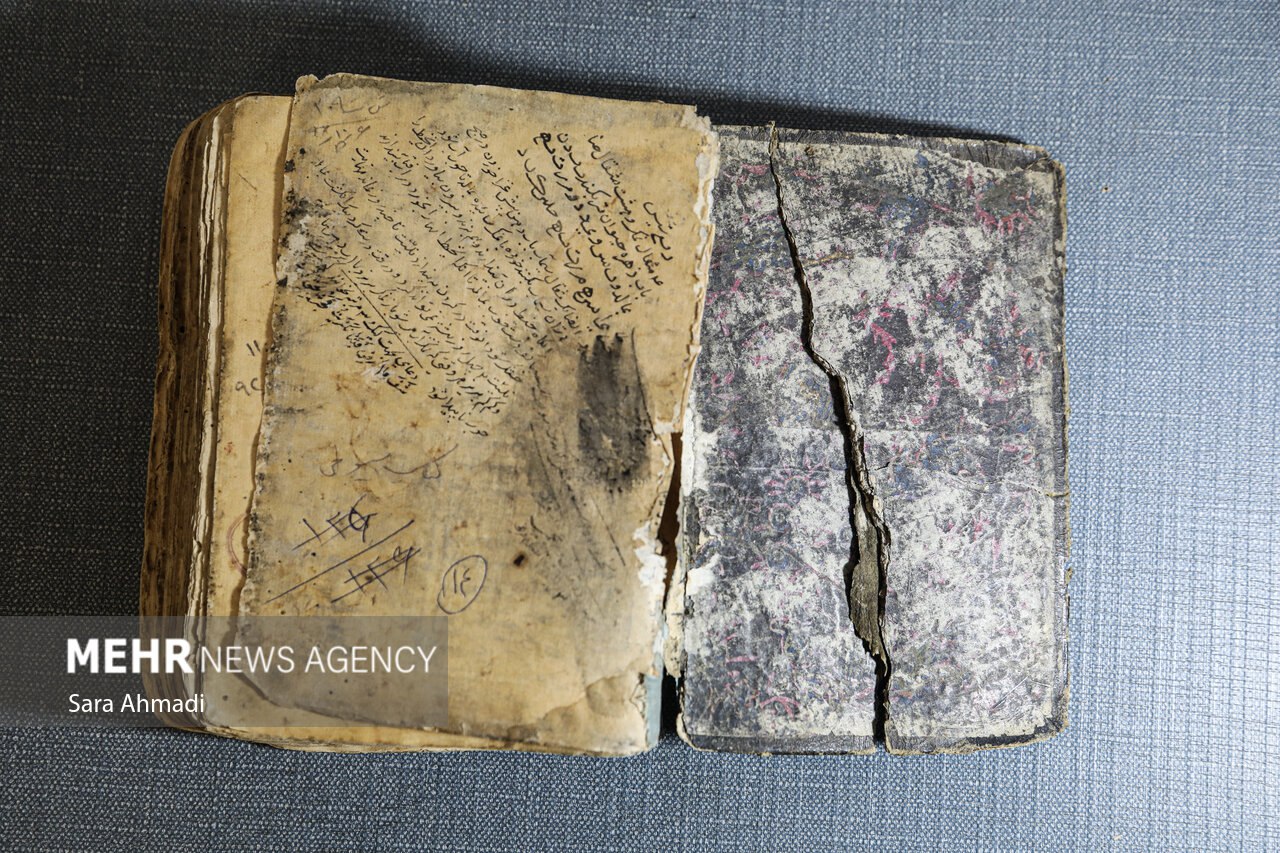  گنجینه مشهد؛ کتاب هایی که در تاریخ سفر کردند