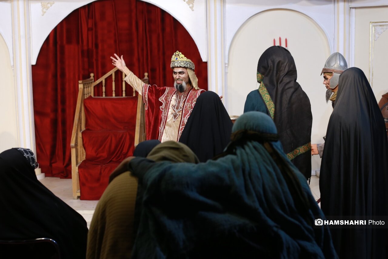 اجرای نمایشواره «بانوی بی‌نشان» در فرهنگسرای خاوران