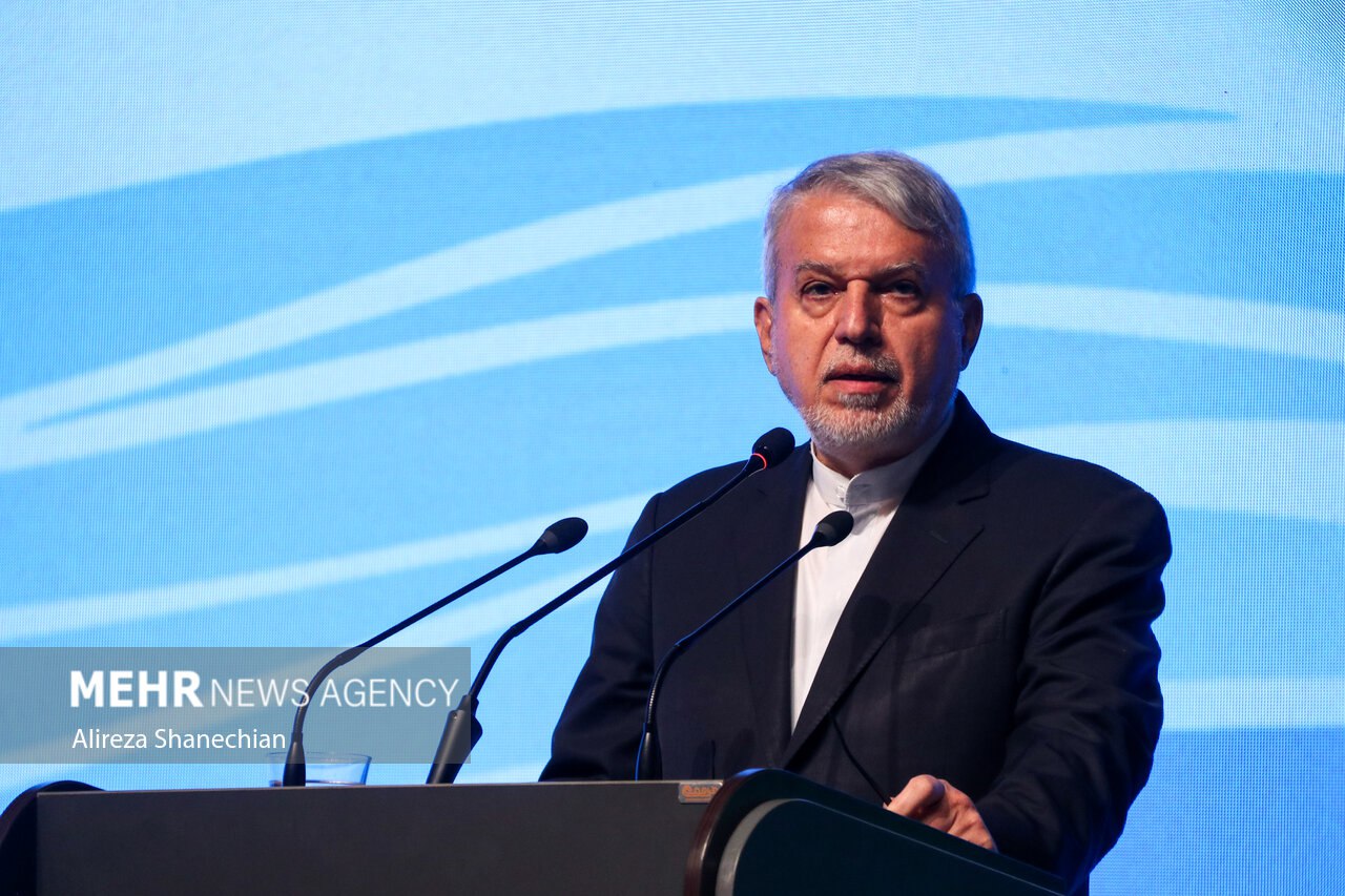 افتتاح اجلاسیه استانداران حاشیه دریای خزر در رشت