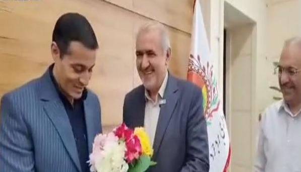 کارگر شهرداری بروجرد ۵ میلیارد طلا را به صاحبش بازگرداند