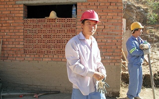 معرفی ۲۱ واحد تولیدی به مراجع قضایی به علت بکارگیری اتباع غیرمجاز