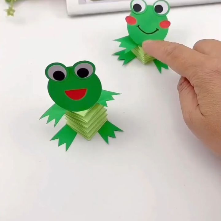 به راحتی قورباغه کاغذی درست کنید