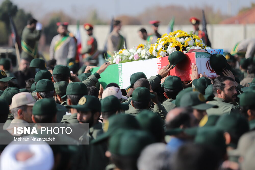 تشییع پیکر مطهر شهدای گمنام - تبریز