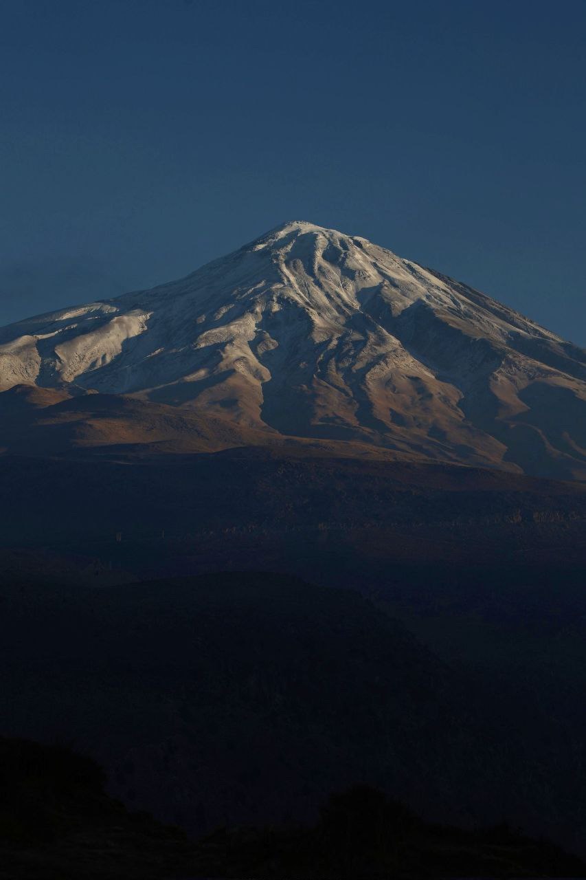 عکس/ سفیدپوش شدن دماوند بعد از مدت ها انتظار