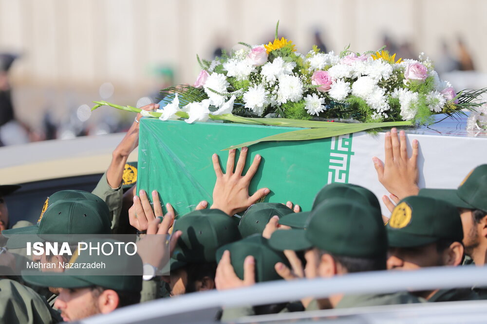 تشییع پیکر مطهر شهدای گمنام - تبریز