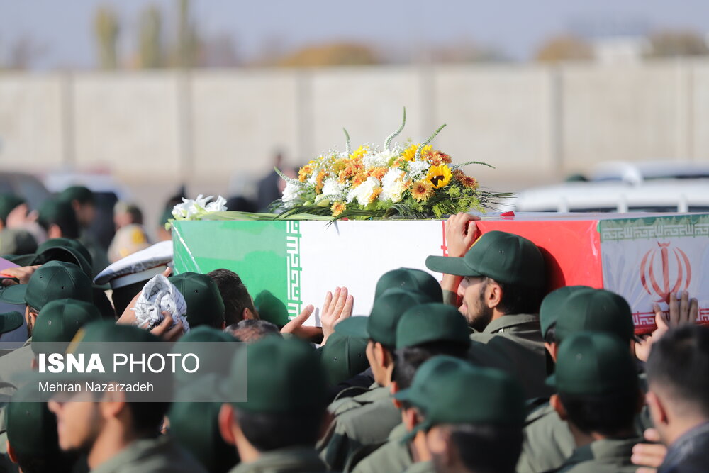 تشییع پیکر مطهر شهدای گمنام - تبریز