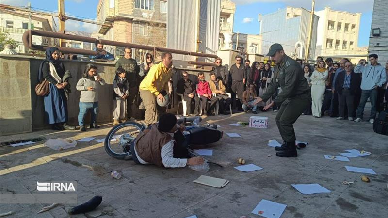 تئاتر زبان مشترک فرهنگ در ایلام