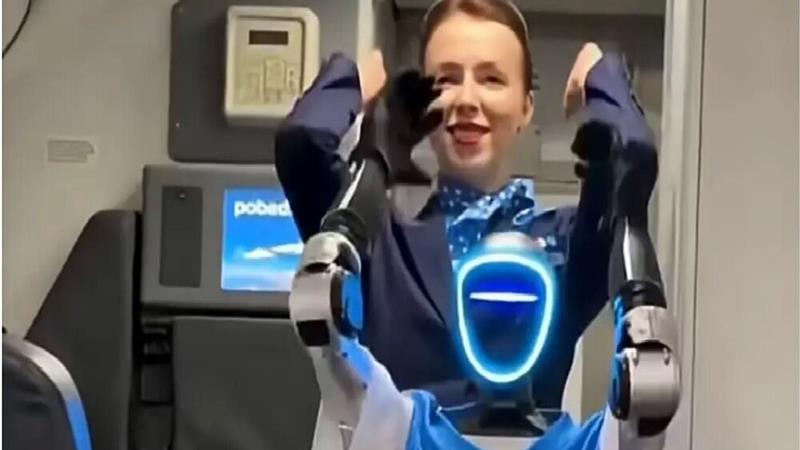 رونمایی از اولین مهماندار رباتیک در روسیه