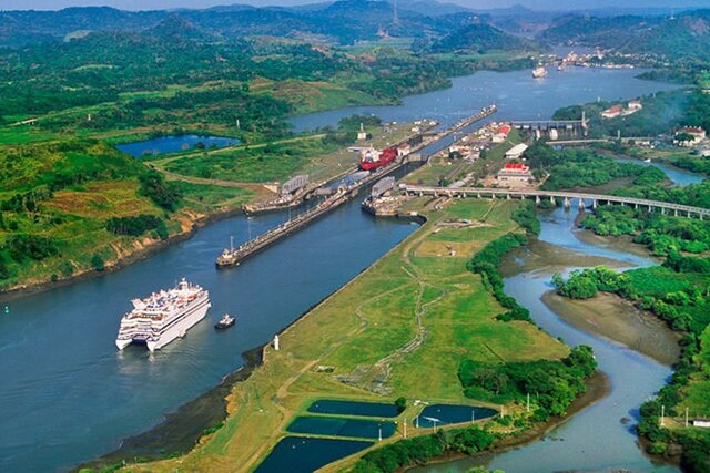 تقویم تاریخ/ انعقاد قرارداد استعماری حفر کانال "پاناما" بین امریکا و پاناما (1903م)
