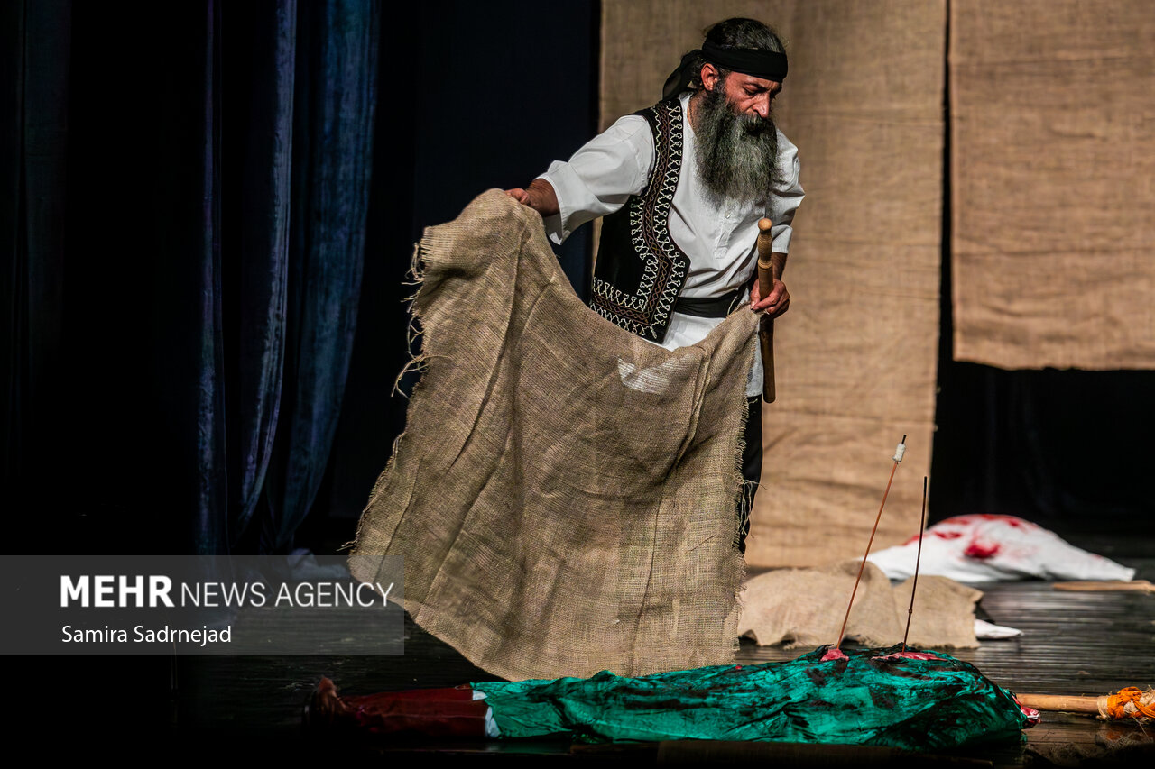 نمایش«اُپرای تن‌ها»