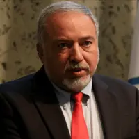 لیبرمن: چهره خاورمیانه تغییر میکند؛ اما نه به نفع ما