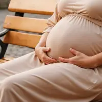 راهکار کاهش ورم دست و پا در بارداری