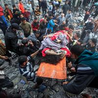 نظام استکباری غرب ذاتاً قاتل انسانیت است